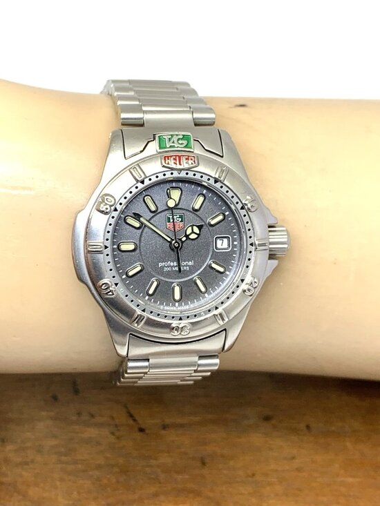 Tag Heuer Women\'s Watch WF1412-0 Swiss Quartz Gray Silver Stainless Steel 28mm main image 12